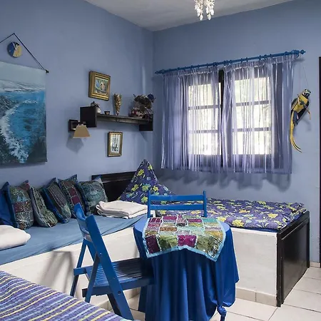 לינה וארוחת בוקר Casa Pedro *